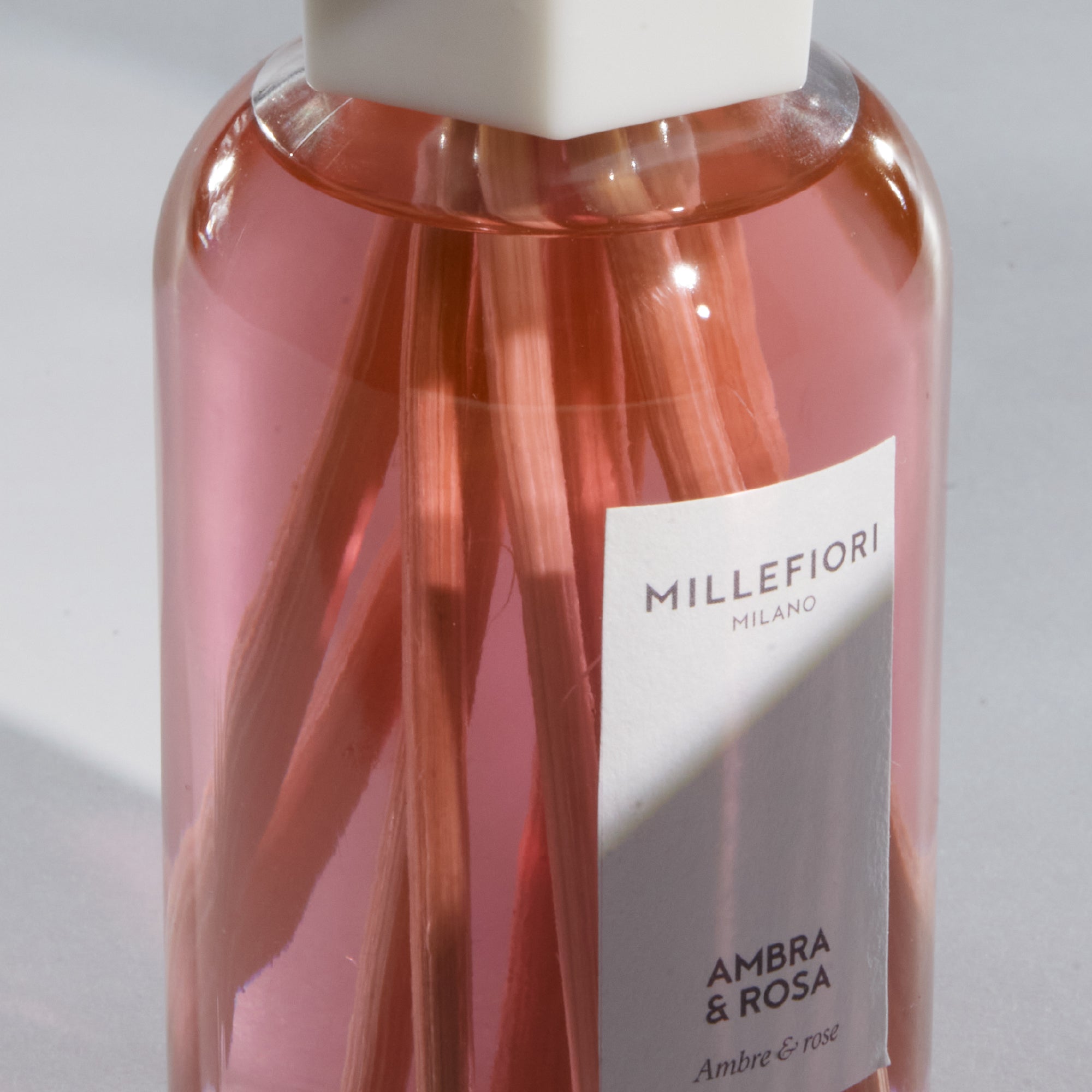 Milano Raumduft mit Stäbchen Ambra & Rosa
